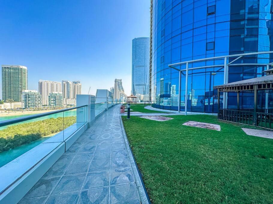 Апартаменти Large 2 Bdr - Al Reem - Of Lights - Mangroves Абу-Дабі